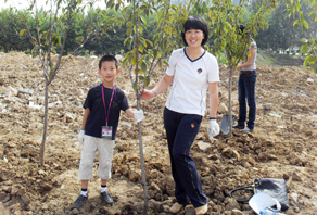 煙臺店“綠色家園你我共建” 植樹活動