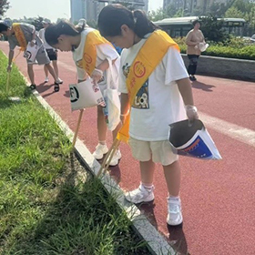 益起來(lái) 更潔凈 — 青島永旺2024年大型衛(wèi)生清掃活動(dòng)